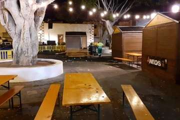  Limpieza retira decenas de toneladas de residuos de la Noche de San Juan en Telde/TA.